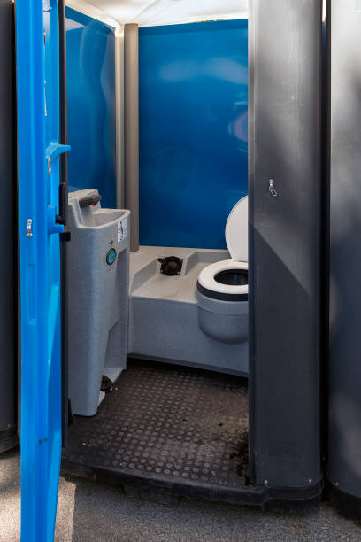 Best Porta potty rental near me  in Bayside, WI